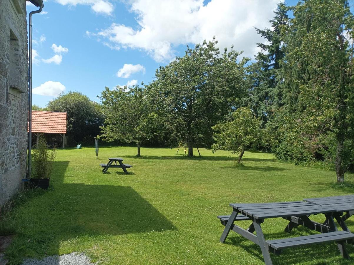 La Petellerie, Maison De Campagne Avec Piscine Pour Un Sejour Detente Moyon Eksteriør billede